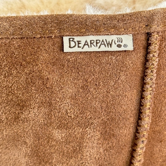 Bearpaw Emma Hickory Suede Mid Calf Sheepskin Wool Mukluks Winter Boots 7 Tall - Picture 9 of 11
